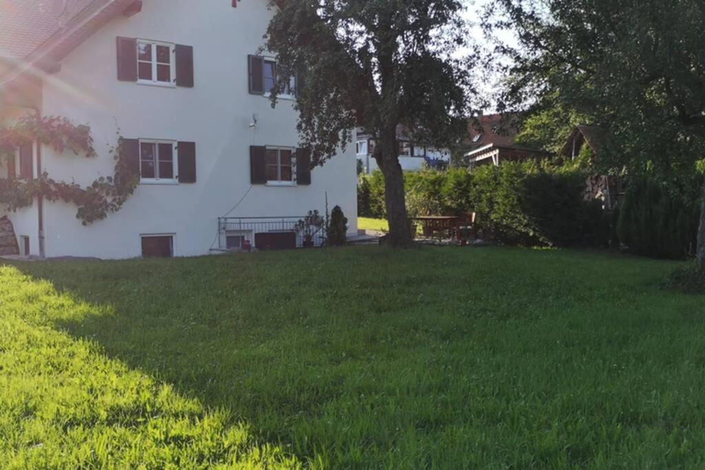 Ruhige Ferienwohnung Inklusive Garten Souterrain - Neu Renoviert Lachen Exterior foto